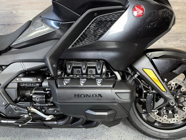 2021 Honda GL1800 Goldwing Tour DCT One Owner! - 22933516 - 3