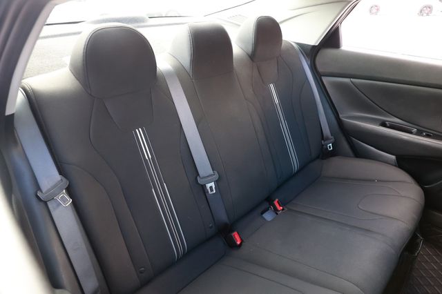 2021 Hyundai Elantra SEL IVT - 22933846 - 13