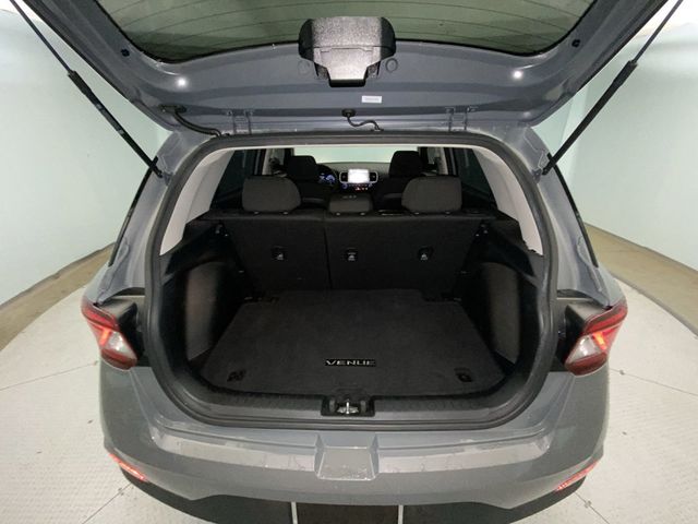 2021 Hyundai Venue SE IVT - 22803457 - 21