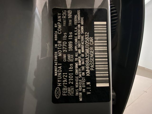 2021 Hyundai Venue SE IVT - 22803457 - 25