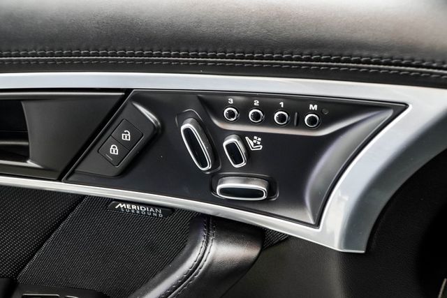 2021 Jaguar F-TYPE Convertible Automatic R-Dynamic AWD - 22930121 - 39