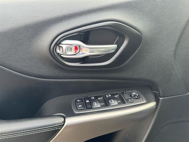 2021 Jeep Cherokee Latitude Lux 4x4 - 22929575 - 12