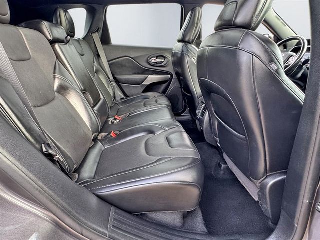 2021 Jeep Cherokee Latitude Lux 4x4 - 22929575 - 21