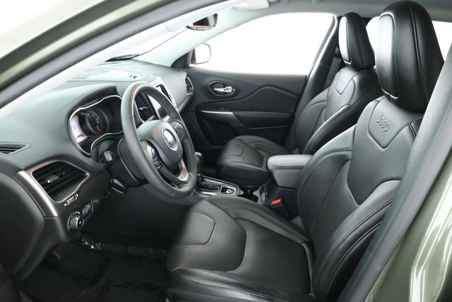 2021 Jeep Cherokee Latitude Lux 4x4 with Comfort & Convenience Group - 22926449 - 16