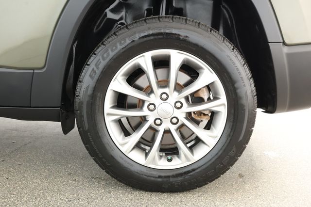 2021 Jeep Cherokee Latitude Lux 4x4 with Comfort & Convenience Group - 22926449 - 6