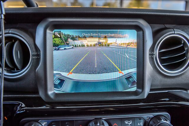 2021 Jeep Gladiator GLADIATOR OVERLAND 4X4 LOW MILES WHEELS BUMPER WITH WINCH BUMPER - 22936776 - 22