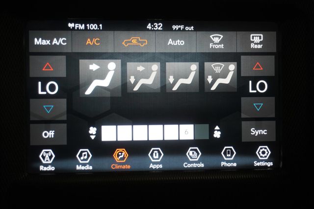 2021 Jeep Gladiator Willys 4x4 - 22919473 - 23