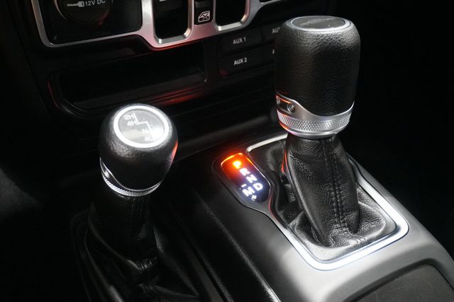 2021 Jeep Gladiator Willys 4x4 - 22919473 - 25