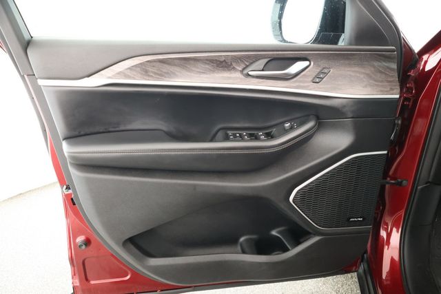 2021 Jeep Grand Cherokee L Limited 4x4 w/ Dual Pane Panoramic Sunroof & 10'' Uconnect 5 Nav - 22931945 - 8
