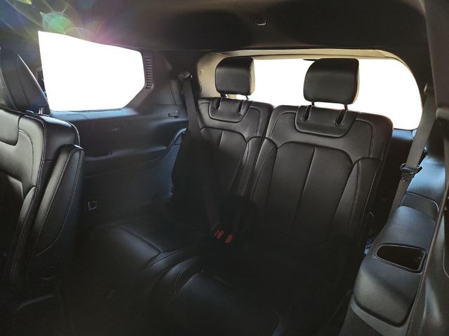 2021 Jeep Grand Cherokee L Overland 4x4 with Luxury Tech IV & Uconnect 5 10.1'' Navigation - 22935852 - 11