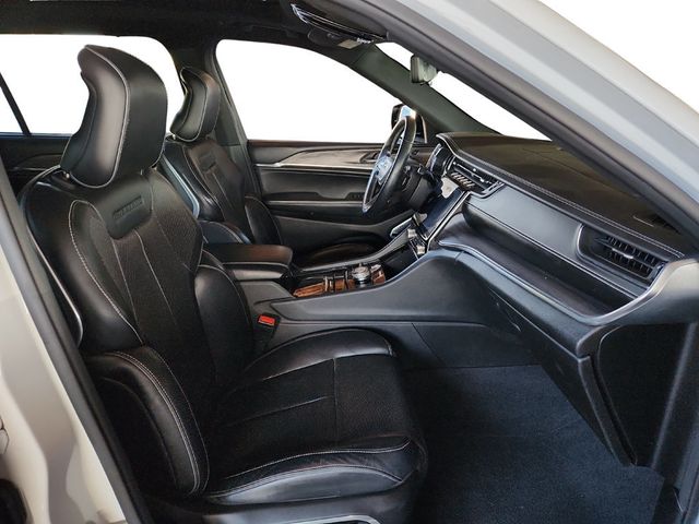 2021 Jeep Grand Cherokee L Overland 4x4 with Luxury Tech IV & Uconnect 5 10.1'' Navigation - 22935852 - 13