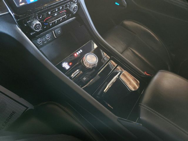 2021 Jeep Grand Cherokee L Overland 4x4 with Luxury Tech IV & Uconnect 5 10.1'' Navigation - 22935852 - 20