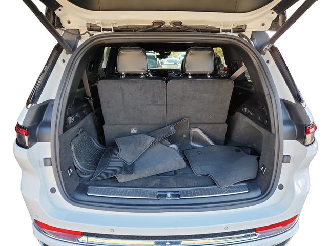 2021 Jeep Grand Cherokee L Overland 4x4 with Luxury Tech IV & Uconnect 5 10.1'' Navigation - 22935852 - 4