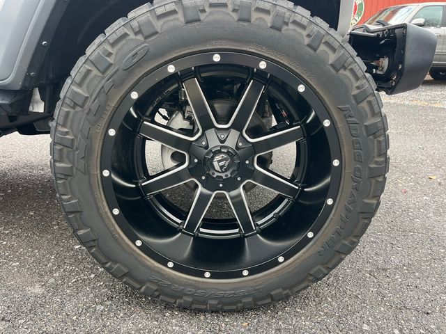 2021 Jeep Wrangler Lifted Rust Free 2 Door V6 JL 4x4 Convertible  - 22937937 - 12