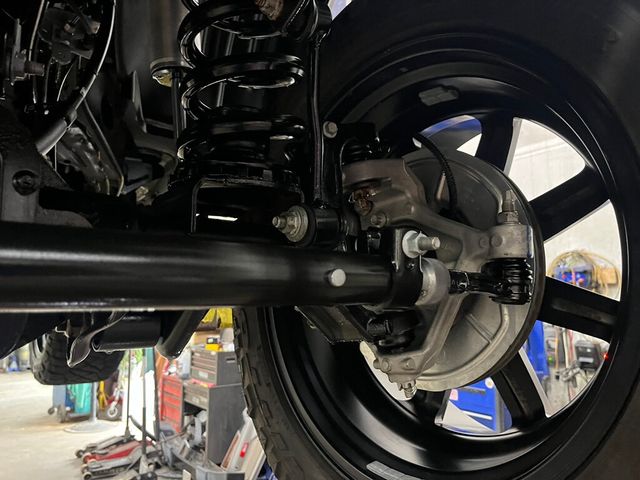 2021 Jeep Wrangler Lifted Rust Free 2 Door V6 JL 4x4 Convertible  - 22937937 - 24