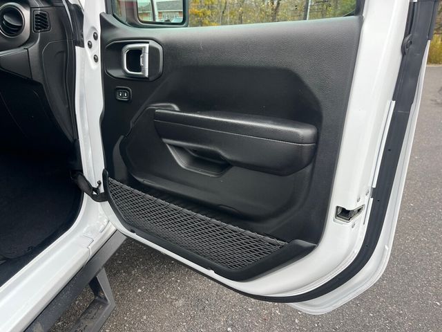 2021 Jeep Wrangler Lifted Rust Free 2 Door V6 JL 4x4 Convertible  - 22937937 - 46