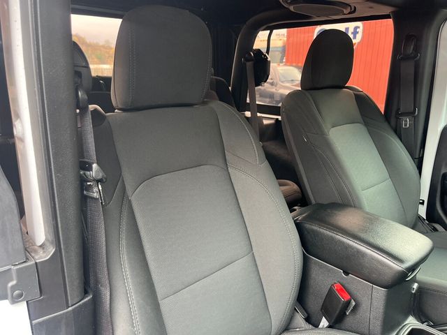 2021 Jeep Wrangler Lifted Rust Free 2 Door V6 JL 4x4 Convertible  - 22937937 - 49