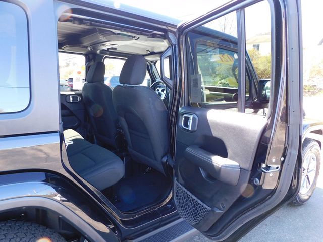 2021 Jeep Wrangler Sahara Unlimited 4x4 - 22300827 - 11