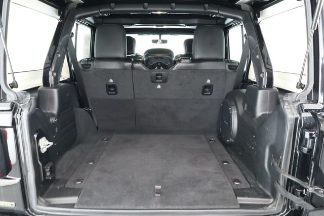 2021 Jeep Wrangler Unlimited Rubicon 4x4 w/ Turbo Diesel & Sky One-Touch Power Top - 22894236 - 19