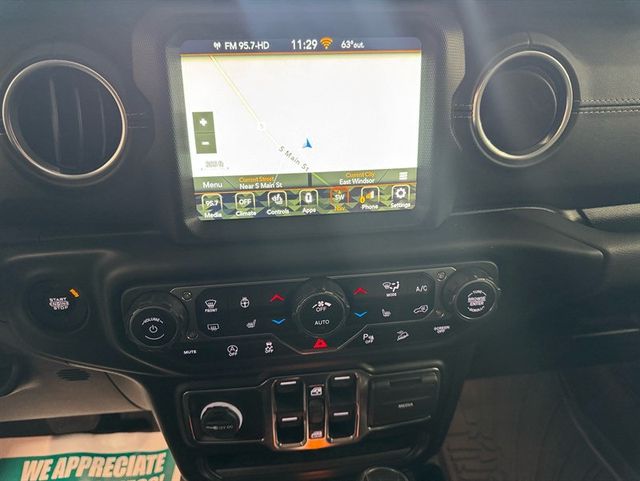 2021 Jeep Wrangler Unlimited Sahara - 22936137 - 17