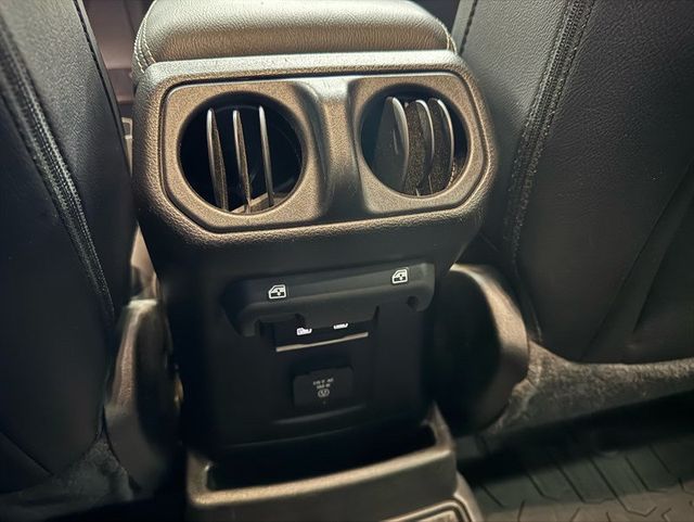 2021 Jeep Wrangler Unlimited Sahara - 22936137 - 22