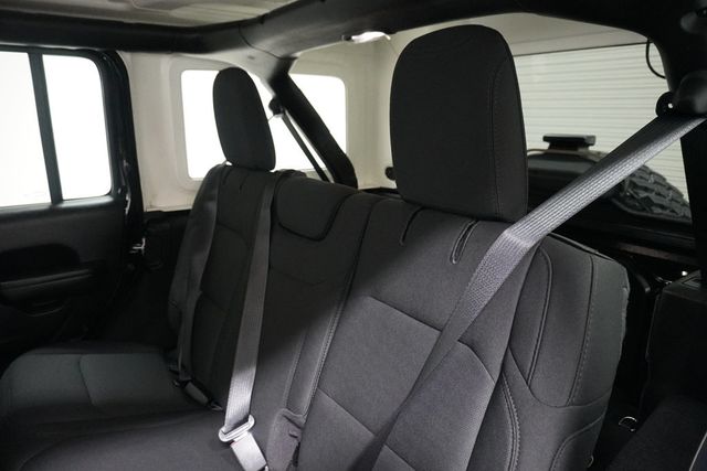 2021 Jeep Wrangler Unlimited Willys - 22912550 - 14