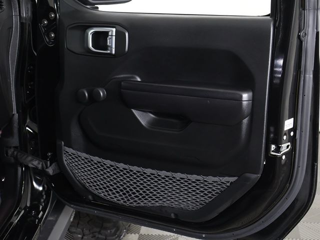 2021 Jeep Wrangler Unlimited Willys - 22929434 - 19