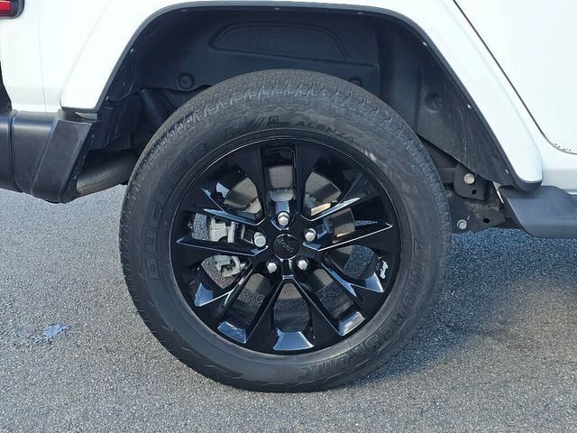 2021 Jeep Wrangler 4xe Unlimited Sahara 4x4 - 22935255 - 32