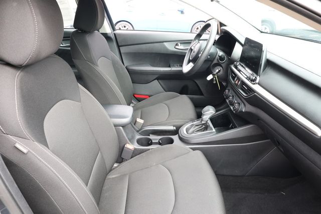 2021 Kia Forte LXS IVT - 22939907 - 20