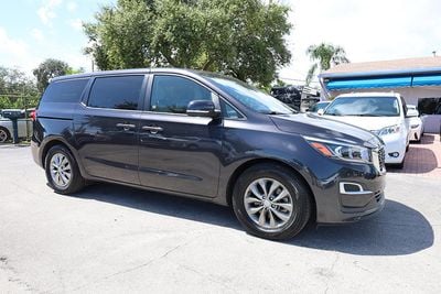 2021 KIA SEDONA