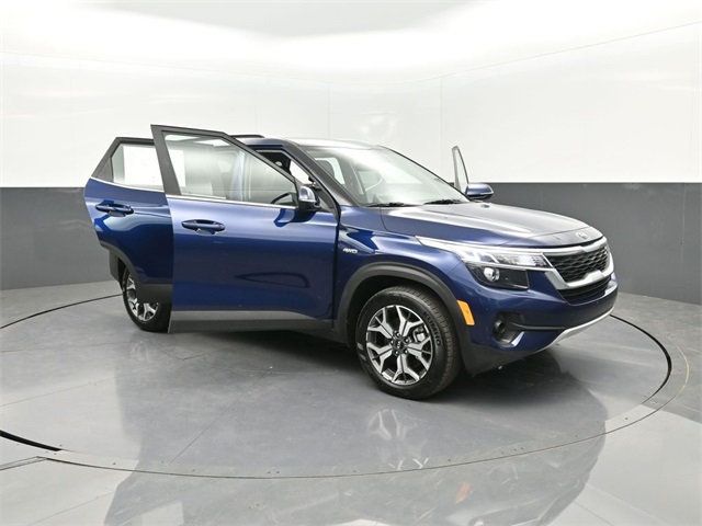 2021 Kia Seltos EX IVT AWD - 22812182 - 29