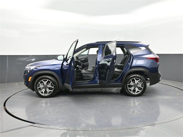 2021 Kia Seltos EX IVT AWD - 22812182 - 30