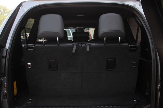 2021 Lexus GX ONE OWNER W/ NAVIGATION, HTD/ VENTILATED SEATS, MOONROOF - 22894427 - 33