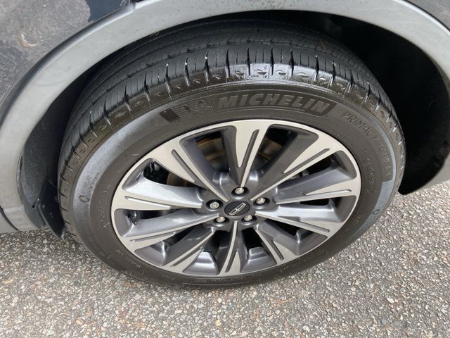 2021 Lincoln Corsair Reserve AWD - 22910699 - 11