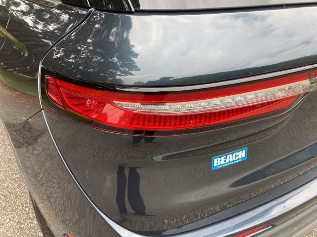 2021 Lincoln Corsair Reserve AWD - 22910699 - 12