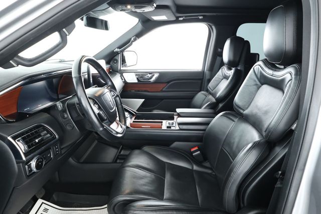 2021 Lincoln Navigator Reserve w/ Luxury Pkg, Lincoln Play & Equipment 201A - 22928138 - 17