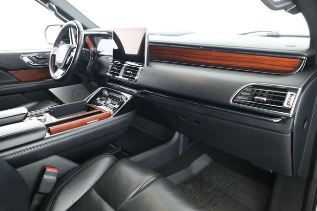 2021 Lincoln Navigator Reserve w/ Luxury Pkg, Lincoln Play & Equipment 201A - 22928138 - 26