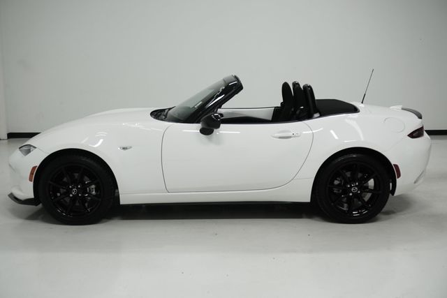 2021 Mazda MX-5 Miata Club Manual - 22877806 - 9