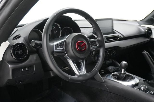 2021 Mazda MX-5 Miata Club Manual - 22877806 - 11