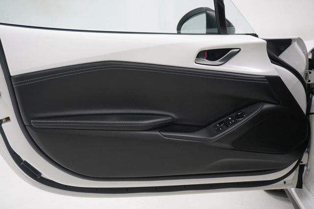 2021 Mazda MX-5 Miata Club Manual - 22877806 - 13