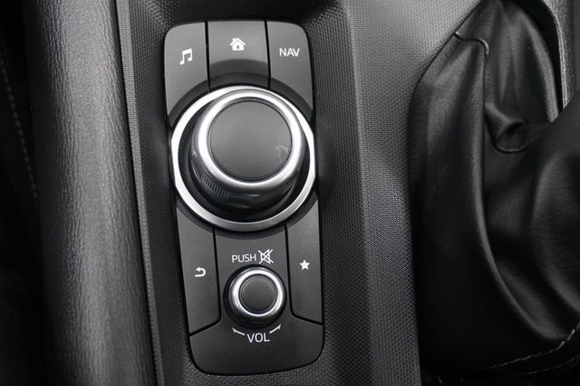 2021 Mazda MX-5 Miata Club Manual - 22877806 - 21