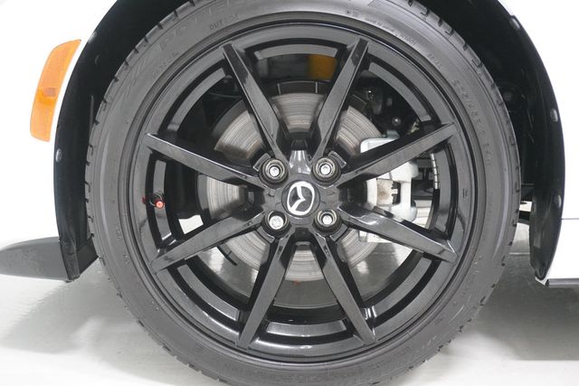 2021 Mazda MX-5 Miata Club Manual - 22877806 - 23