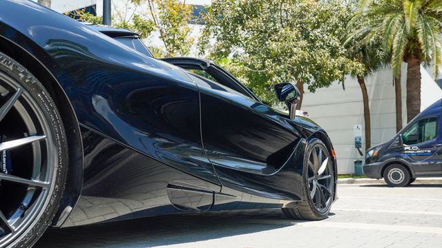 2021 McLaren 720S Performance Spider - 22823868 - 21