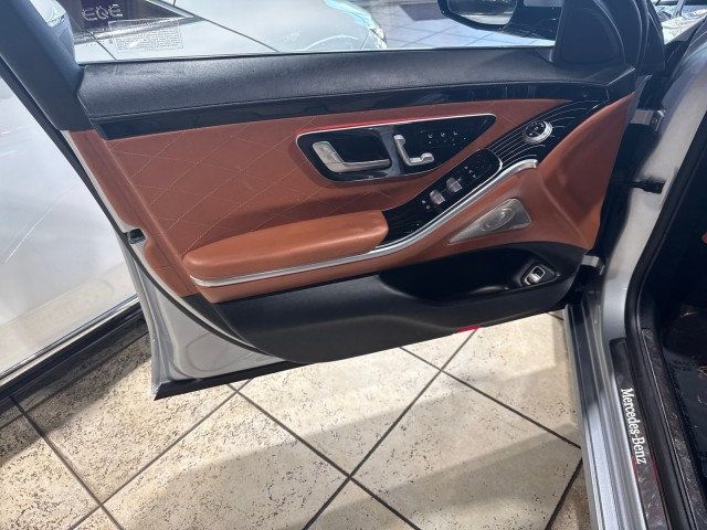 2021 Mercedes-Benz S-Class S 580 4MATIC Sedan - 22930493 - 16