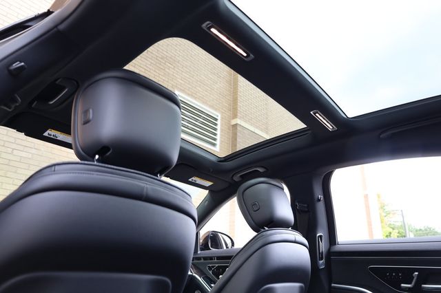 2021 Mercedes-Benz S-Class S 580 4MATIC Sedan - 22903046 - 21