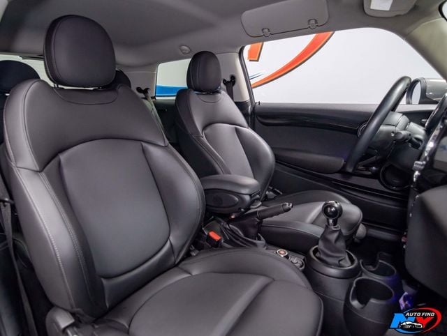 2021 MINI Cooper S Hardtop 2 Door 6-SPD MANUAL, ALLOW WHEELS, BACKUP CAMERA, SPORT SEATS - 22912884 - 18
