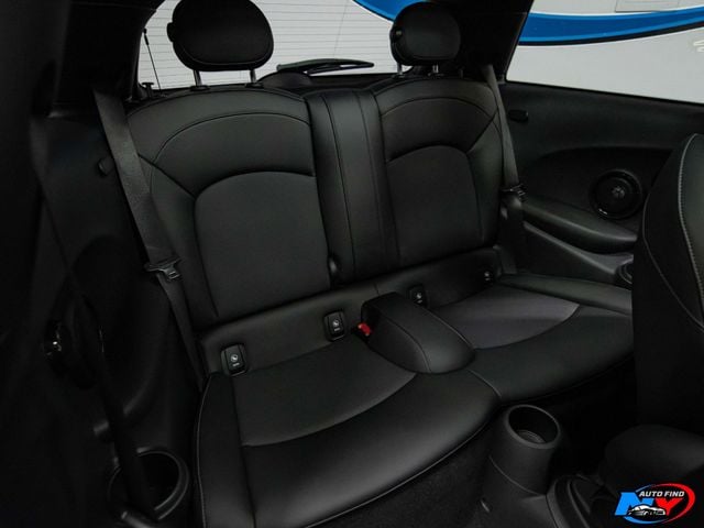 2021 MINI Cooper S Hardtop 2 Door CLEAN CARFAX, 6-SPD MANUAL, SIGNATURE TRIM, PAN SUNROOF, NAVI  - 22903568 - 17