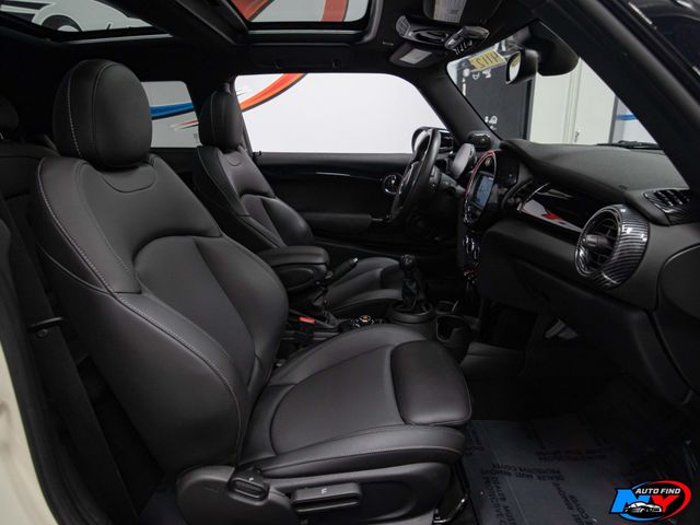 2021 MINI Cooper S Hardtop 2 Door CLEAN CARFAX, 6-SPD MANUAL, SIGNATURE TRIM, PAN SUNROOF, NAVI  - 22903568 - 19