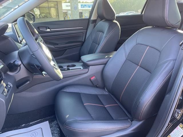 2021 Nissan Altima 2.5 SR - 21256775 - 19