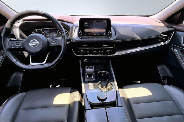 2021 Nissan Rogue AWD SV - 22939105 - 13